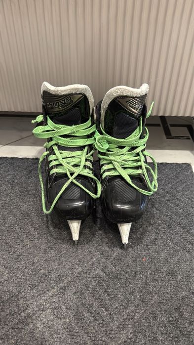 Коньки вратарские