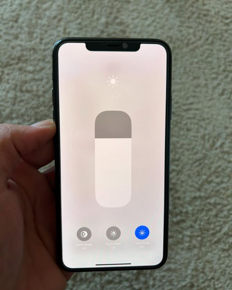 Iphone 11 pro max 64 G