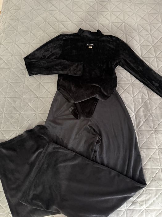 Сет от две части на Pause s размер