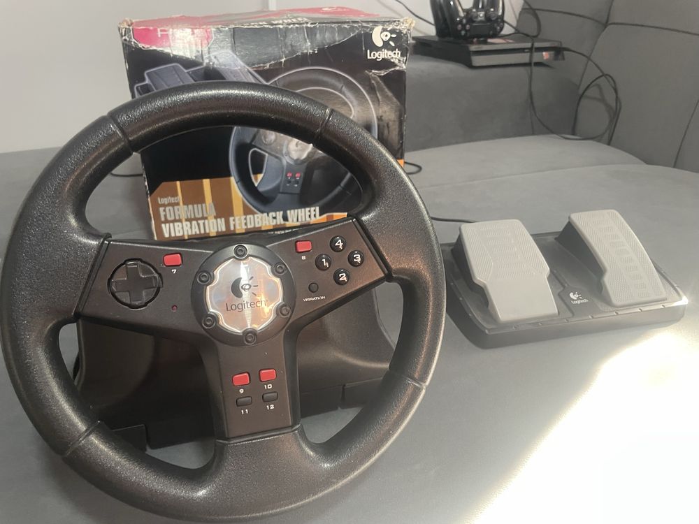 Волан с педали Logitech formula