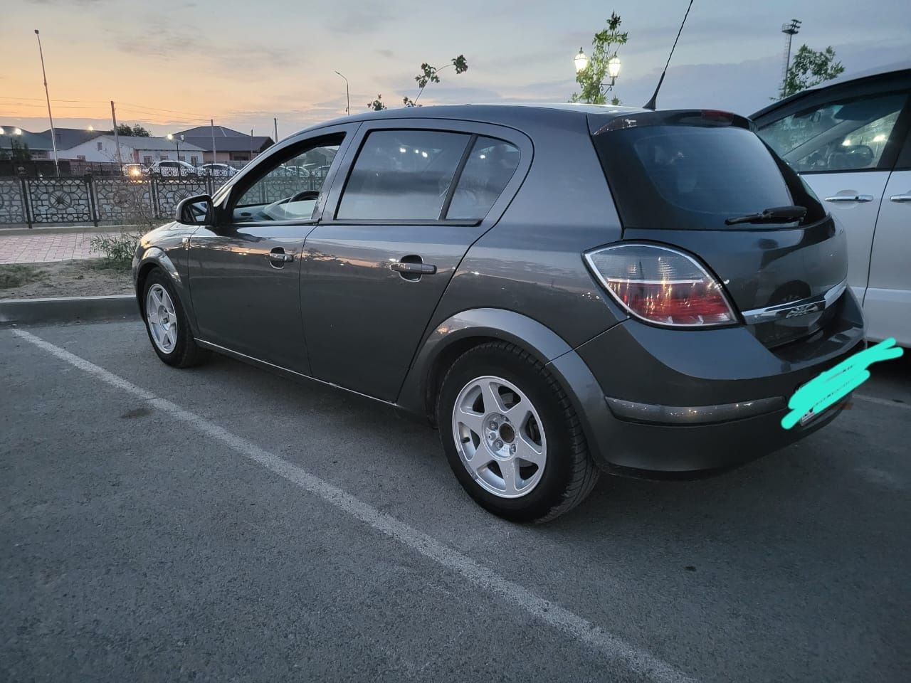 Опел Астра Н  Опел Зафира  Opel Astra H Opel Zafira