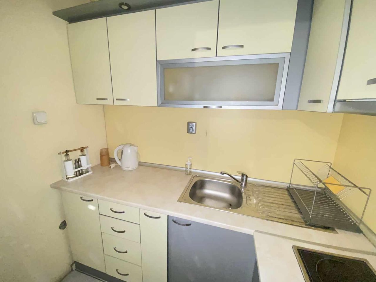 Дава се под наем Двустаен апартамент в Варна, Чаталджа - 68 кв.м за 475 € - Снимка #1