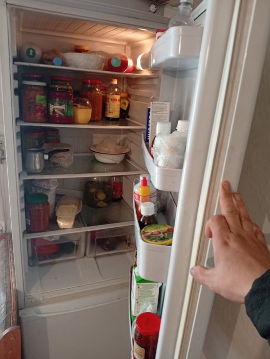 Продам холодильник