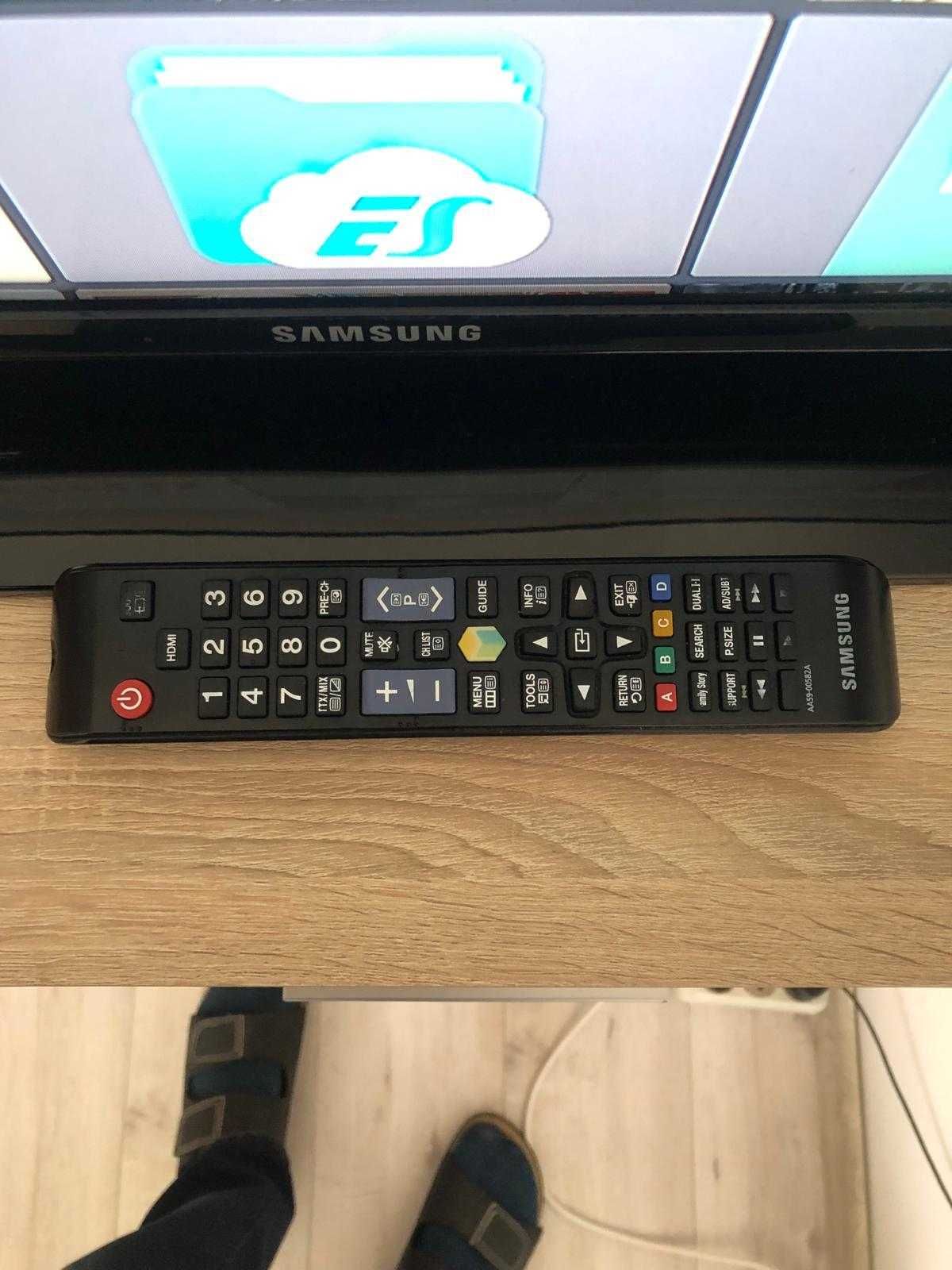 Vand televizor Samsung Full HD, diagonala 81 cm