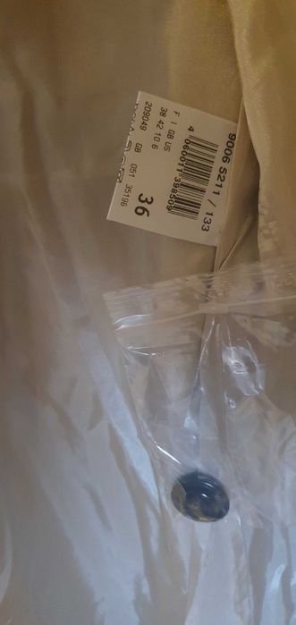 Gil Bret , pardesiu dama