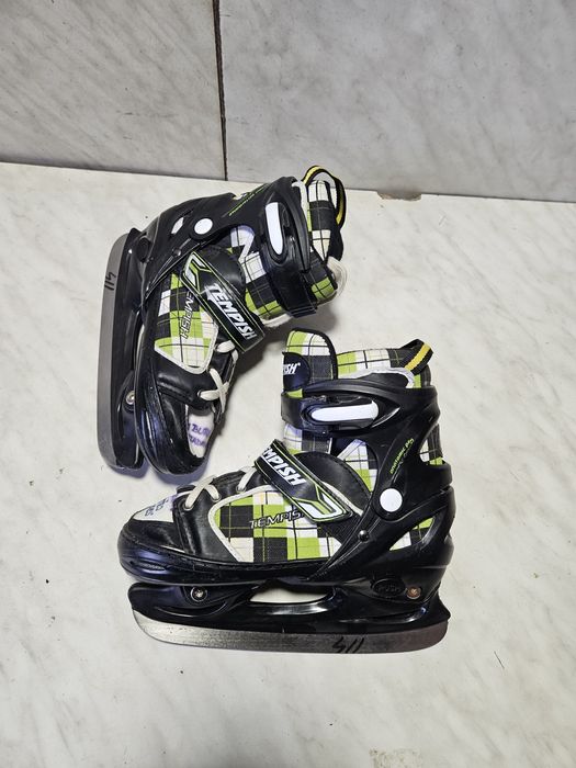 Patine 411 gheata reglabile marime 34-35-36-37 .