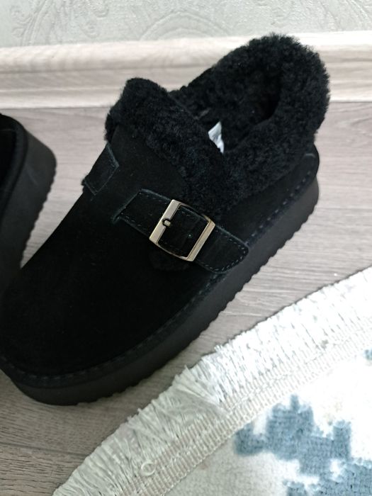 Продам угги натуралка