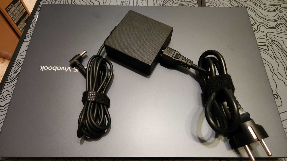 Se vinde ASUS VivoBook 16X M1603IA stare excelenta!