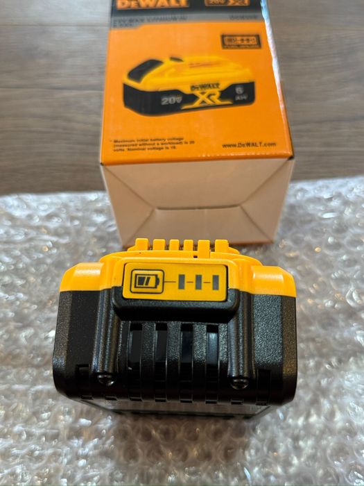 Baterii dewalt 20V 6Ah