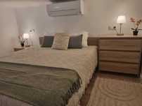 Apartament cu doua dormitoare, doua bai si living langa Piata Unirii