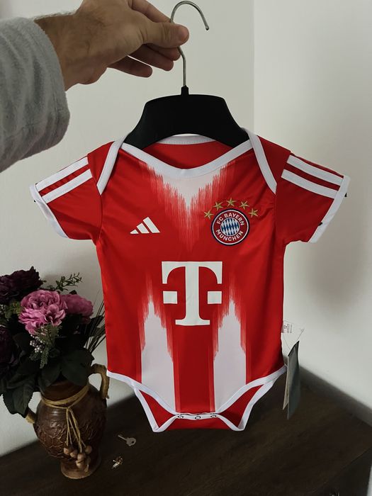 Bebelusi Bayern Munchen 0-24 luni