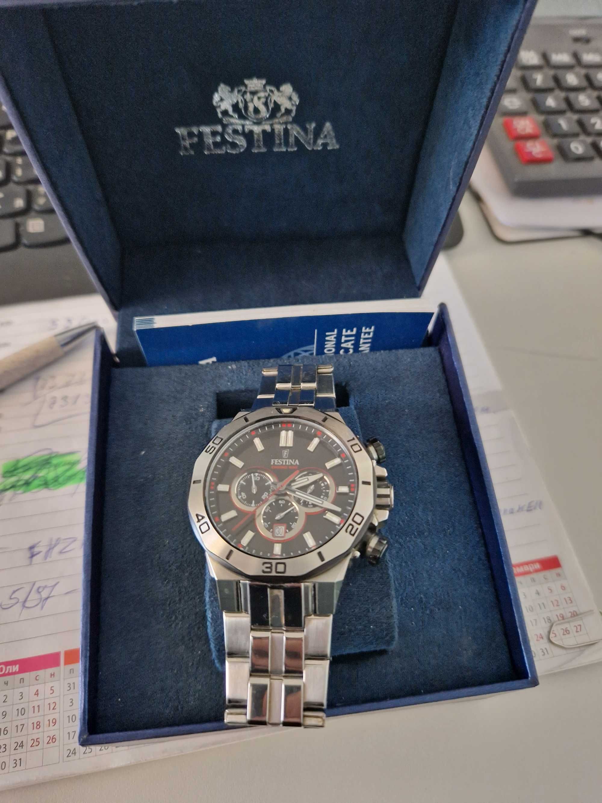 Часовник Festina