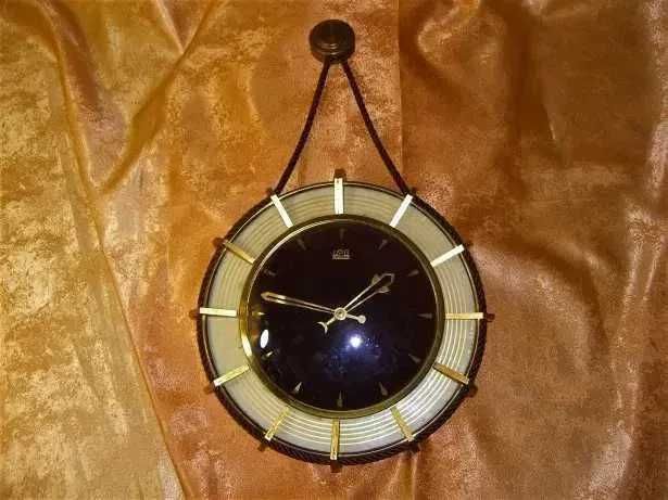 Ceas de perete Art Deco Mid Century Modern, colectie, vintage