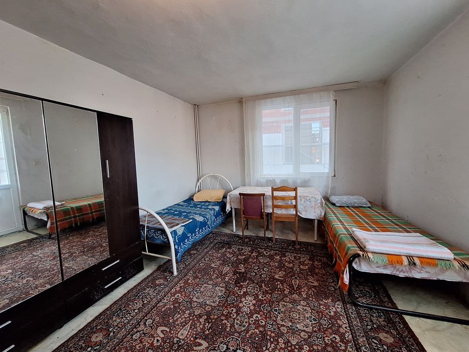 Обзаведена стая кв Хладилника до мол Парадайс и метро станция Витоша