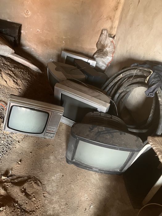 Телевизор б/у