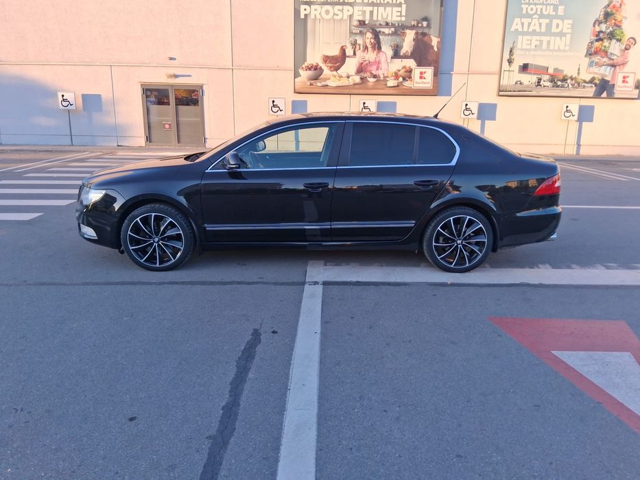 Vand Skoda Superb 2.0 diesel an fab 2010