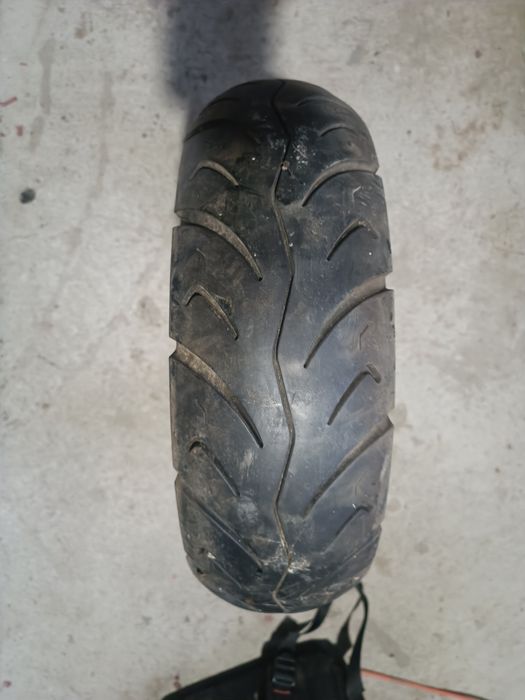 Cauciuc scuter chinezesc