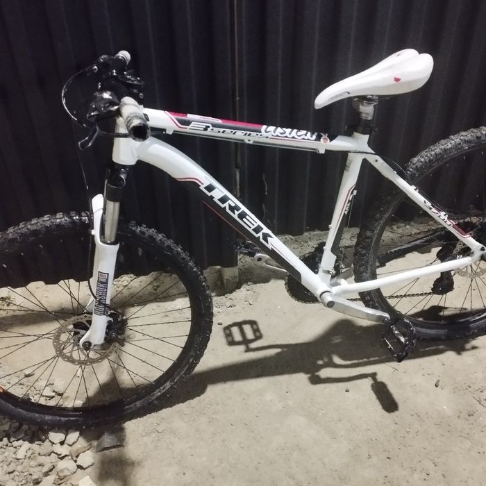 Велосипед Trek 3700