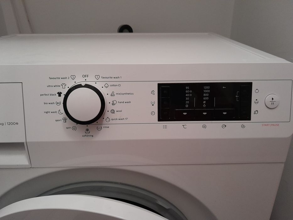 Vând mașină de spalat