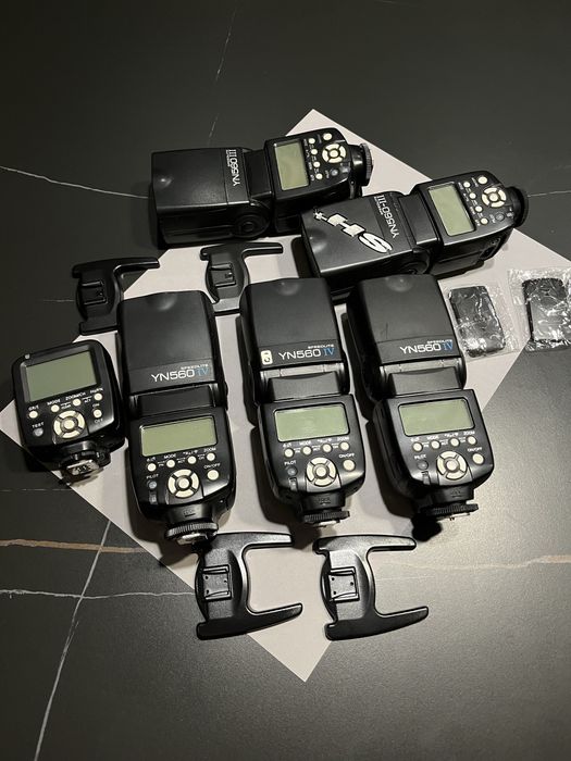 Продам  комплект вспышек для кэнон