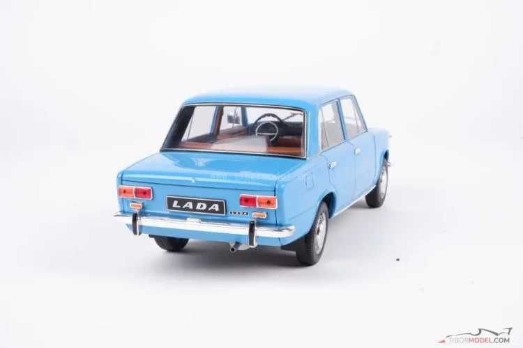 Коллекционная модель LADA 2101 в масштабе 1:18