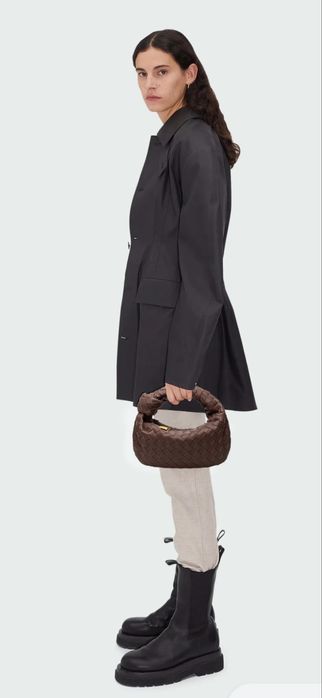 Чанта по модел на Bottega Veneta