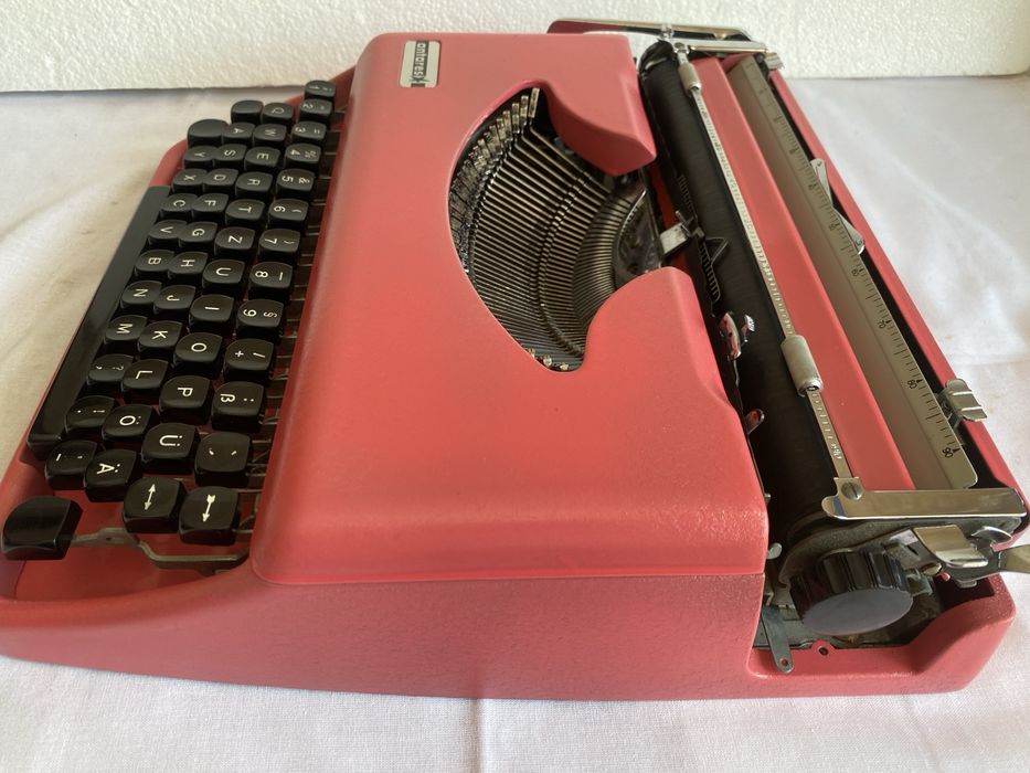 Masina de scris antares