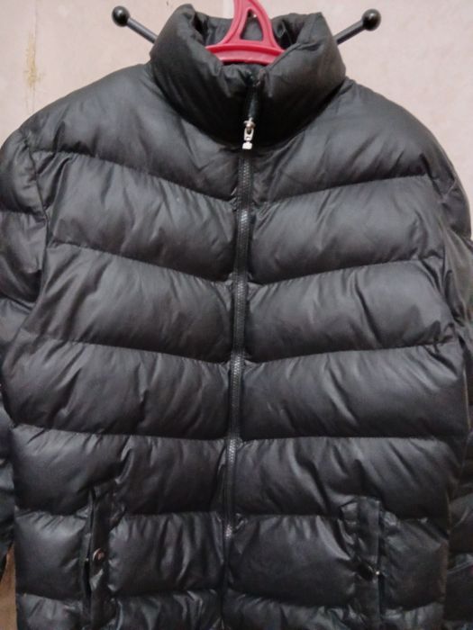 Продам куртку чёрного цвета 48р гТараз