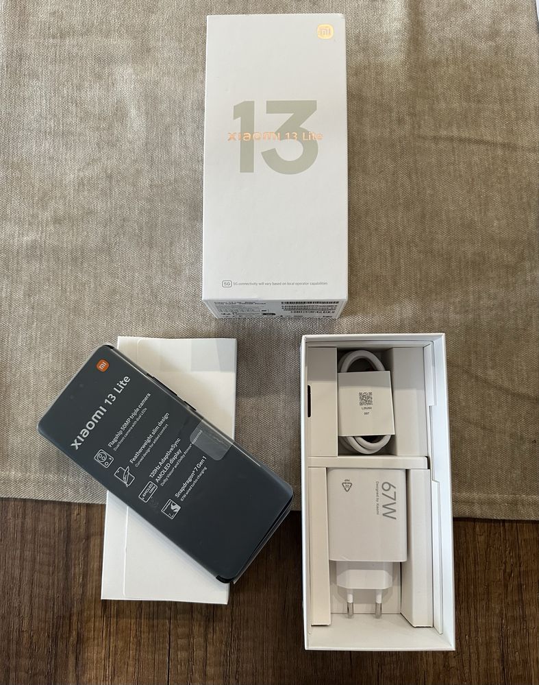 Xiaomi 13 Lite, 8 GB RAM, 256 GB ROM, Черен
