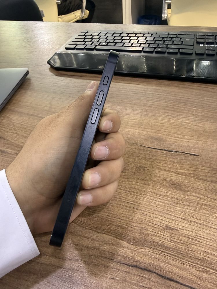 Iphone 16e 128Gb