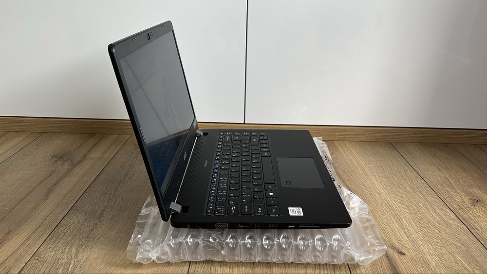 Лаптоп Acer TravelMate 14” FHD Intel i5-10th Gen 8GB RAM 256GB SSD