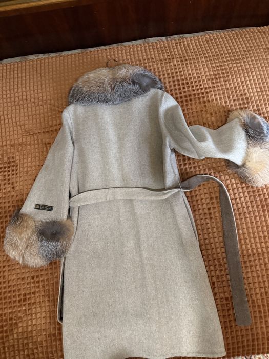 Palton Alpaca cu blana natirala de vulpe