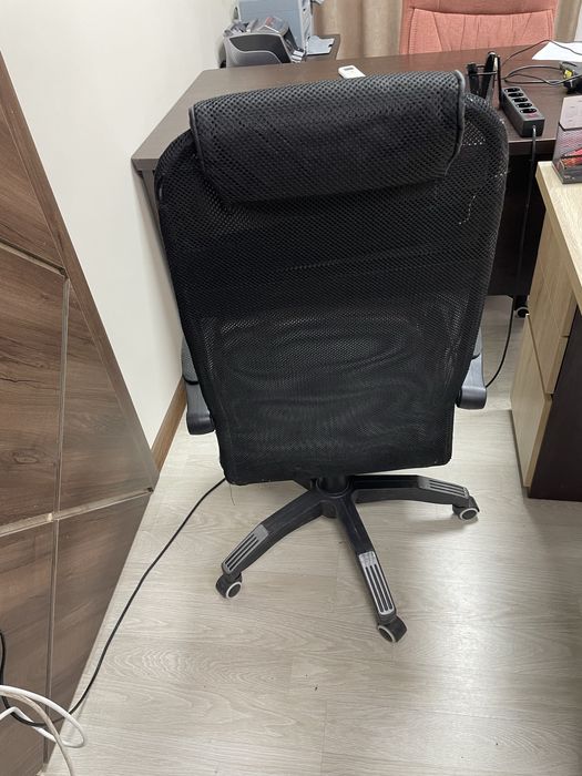 Продам кресла для офиса