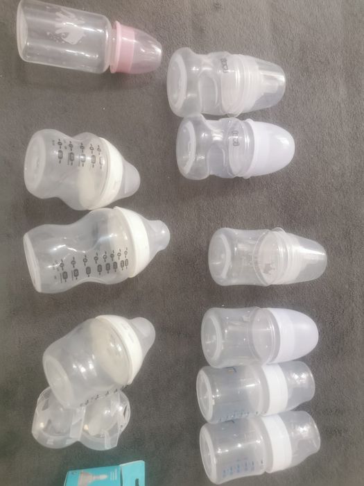 Vând accesorii bebelusi