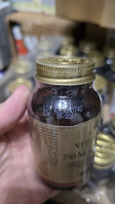 ДОСТАВКИ НЕТ Solgar витамин D3 10000, 120шт 190000сум Made in USA