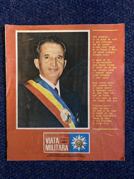 Comunism-Ceausescu-pionieri
