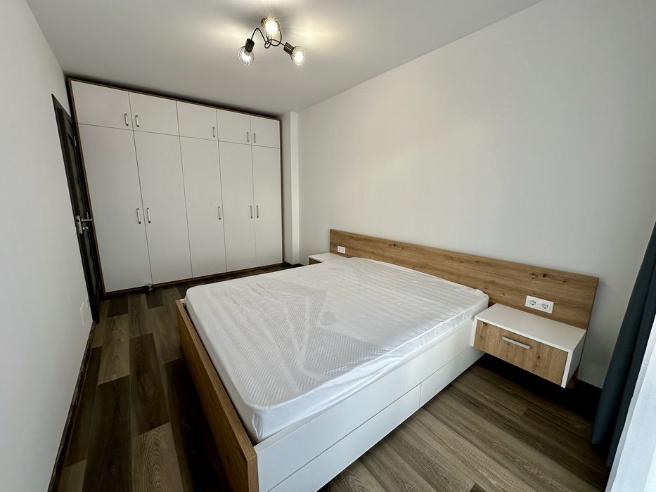 Apartament 2 camere, bloc nou zona Daliei + loc de parcare