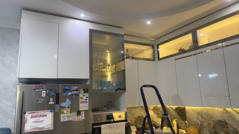 Двери б/у от шкафов