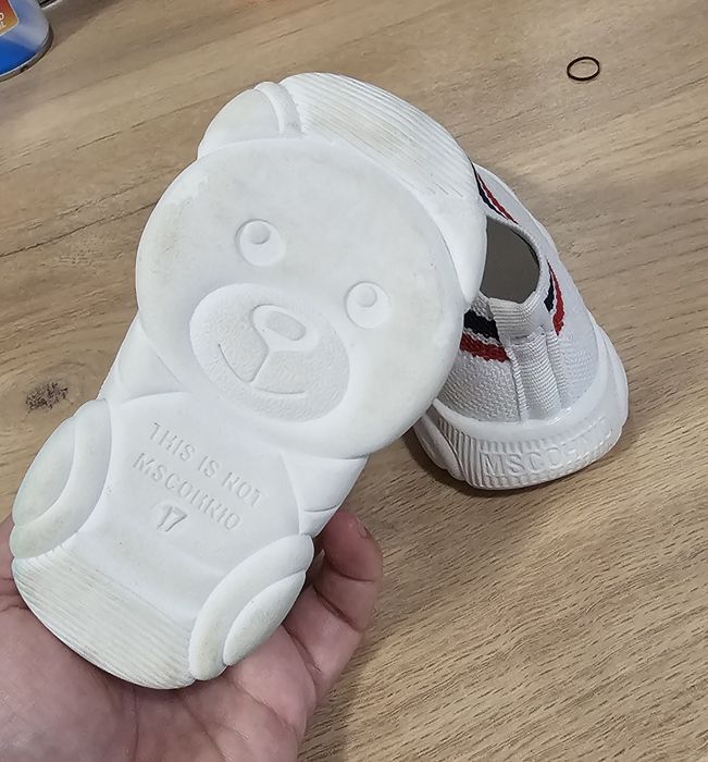 Papuci moschino copii