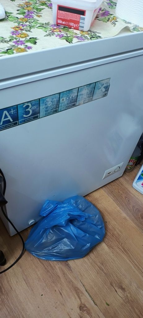 Ladă frigorifică Samus 140 l