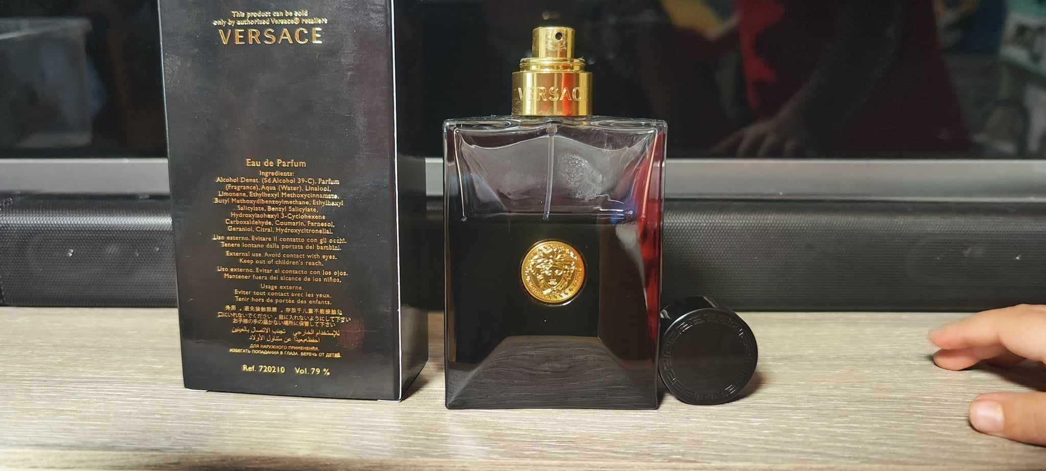 Parfum vintage Versace Oud Noir , editie 2013