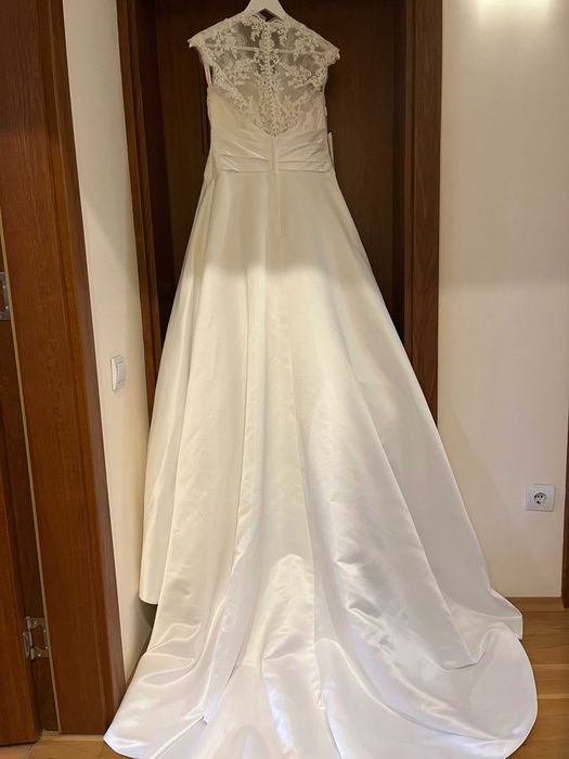 НОВА JJ`S HOUSE Булчинска рокля дълга с шлейф М L EU40 UK12