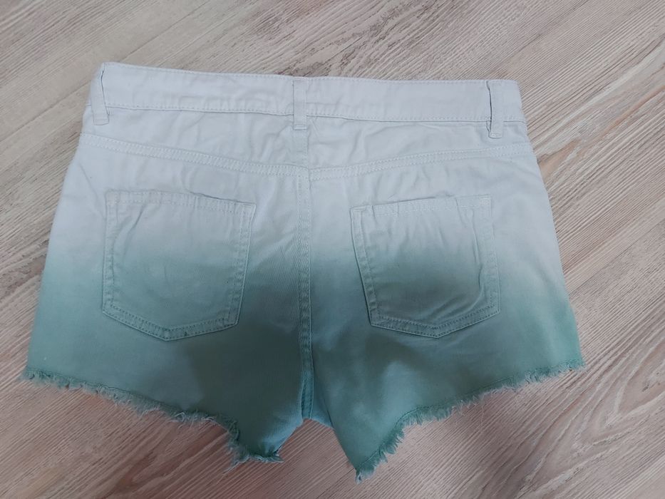 Къси панталонки H&M, XS/S размер