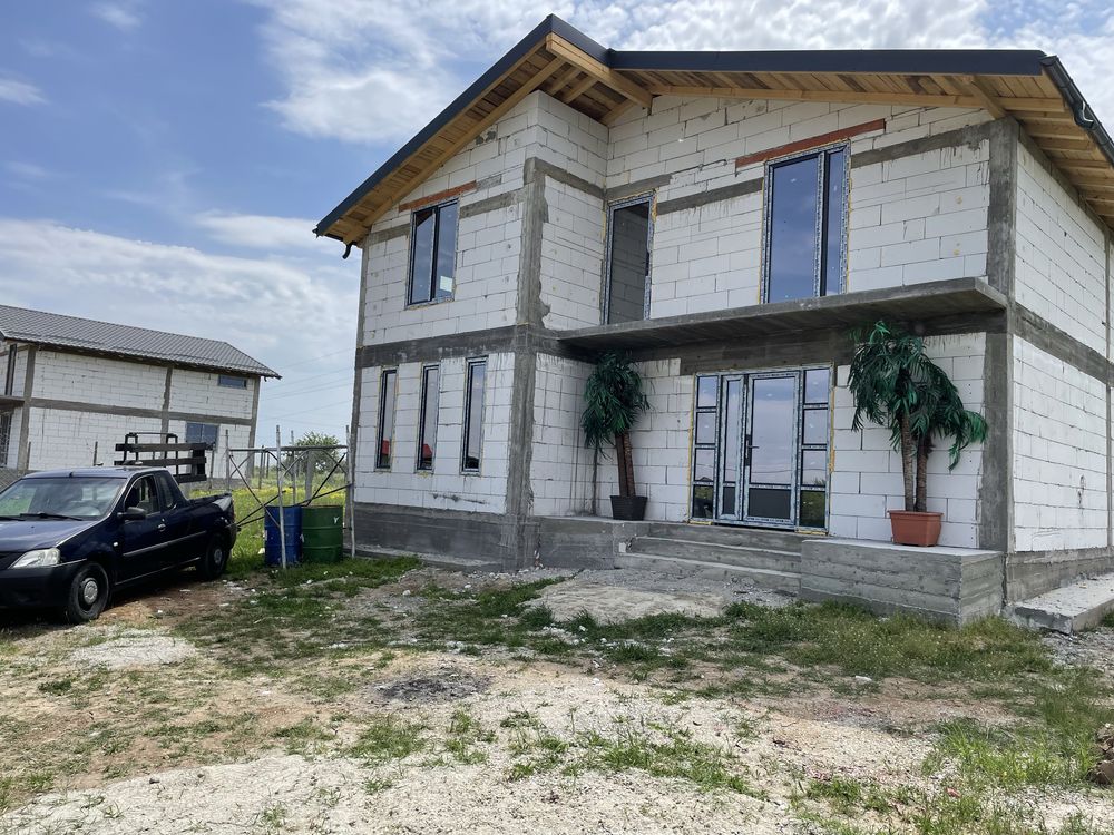 Case de vanzare Piatra Olt