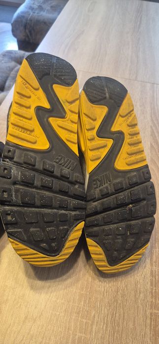 Маратонки  asics,nike,geox