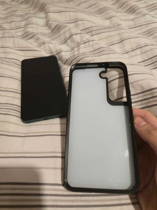 S22 cu 256gb stocare si stare foarte buna