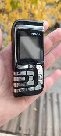 Nokia 7360 Versace