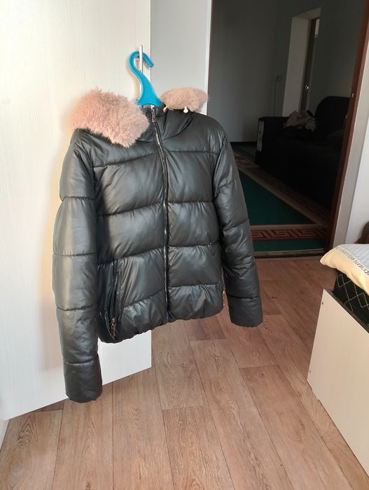 Зимний куртка 46-48размер