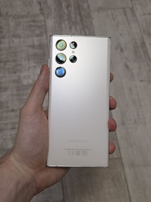 Samsung galaxy s22 ultra 8/128