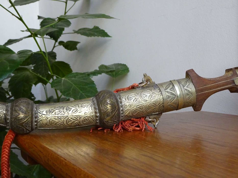 Pumnal berber ‘Jambiya’ | Piesa Veche si Rara, de Colectie